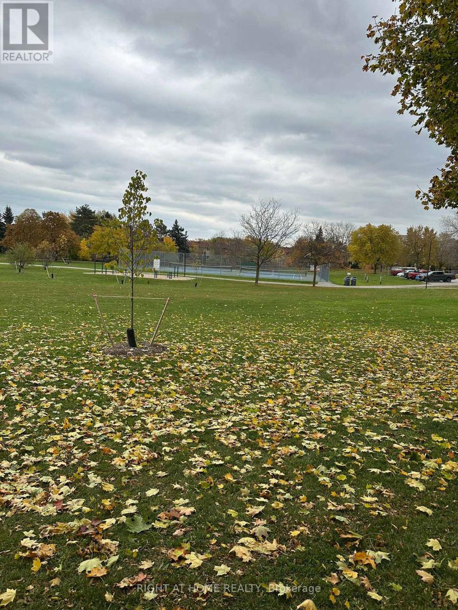 #15 - 41 Mississauga Valley Boulevard, Mississauga, Ontario L5A 3N5 - Photo 36 - W12608202