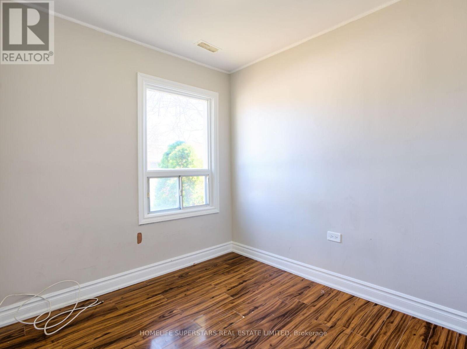 72 Frederick Street, Brampton, Ontario L6Y 1G8 - Photo 12 - W12608208