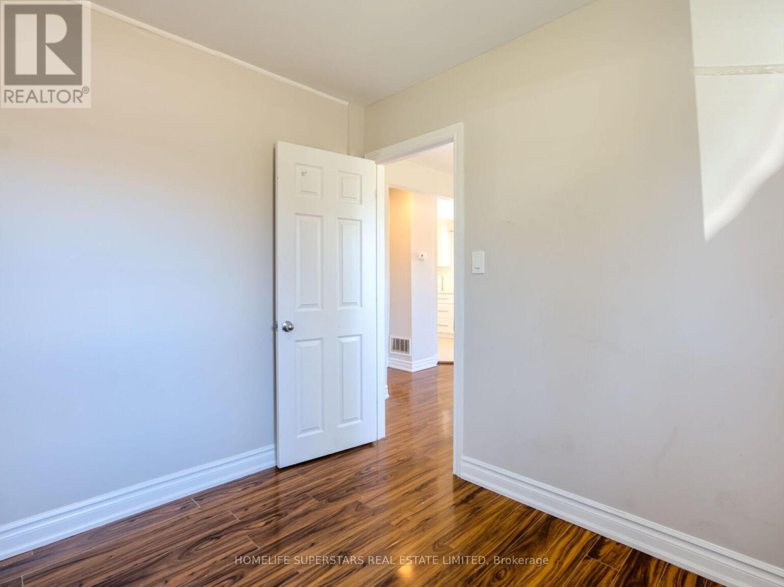 72 Frederick Street, Brampton, Ontario L6Y 1G8 - Photo 13 - W12608208