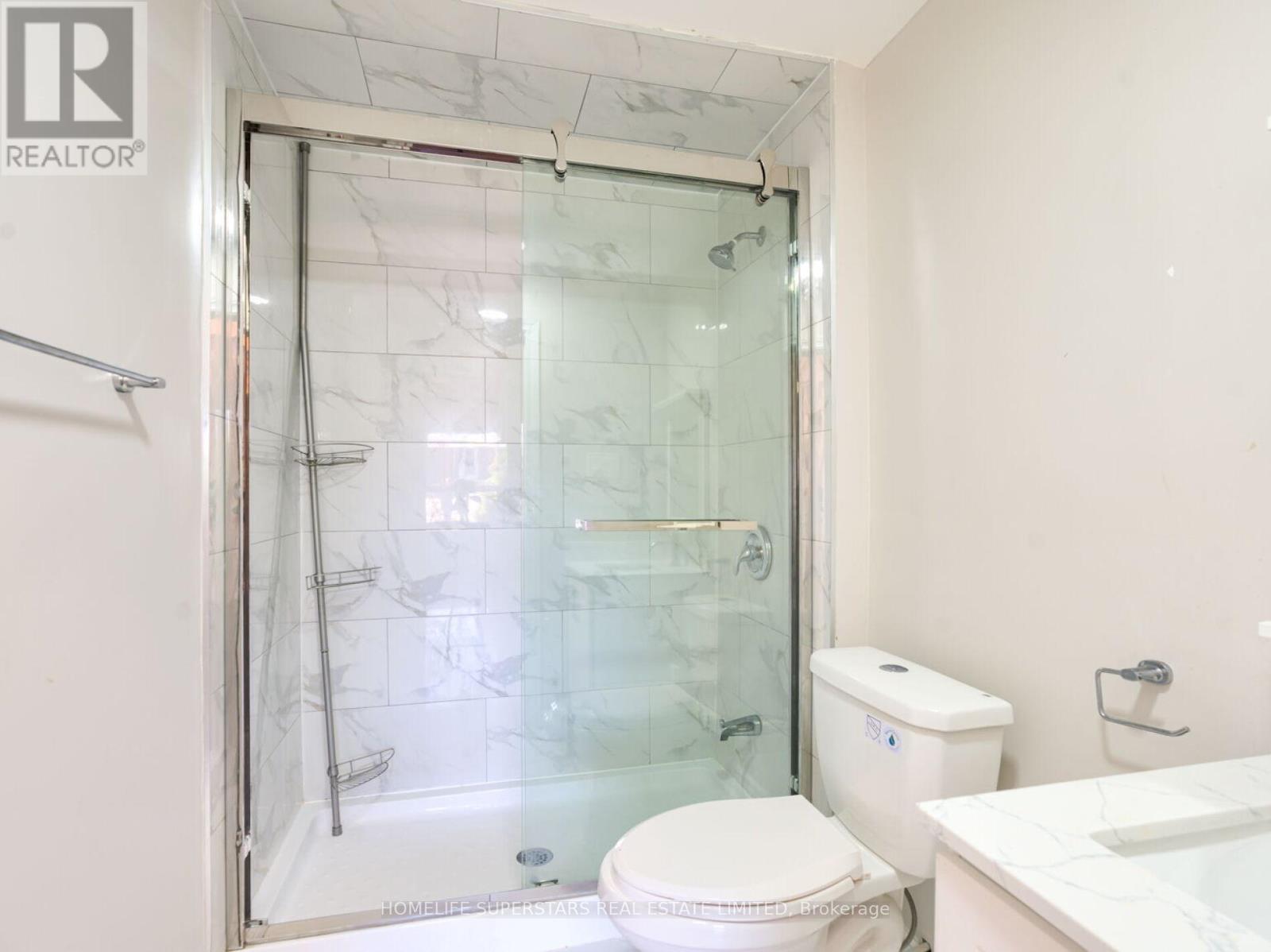 72 Frederick Street, Brampton, Ontario L6Y 1G8 - Photo 15 - W12608208