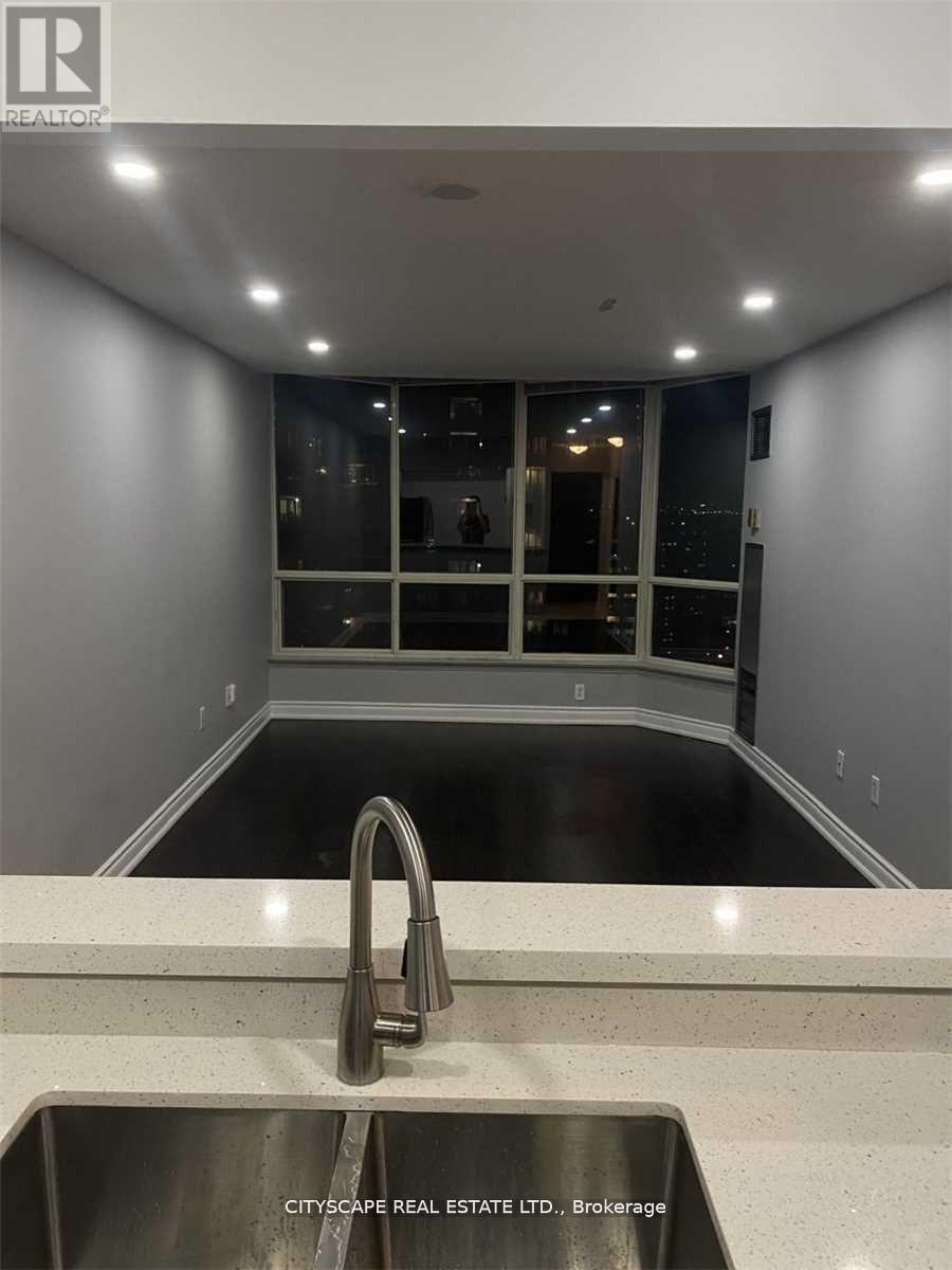 Ph 06 - 55 Elm Drive W, Mississauga (City Centre), Ontario  L5B 3Z3 - Photo 11 - W12608226