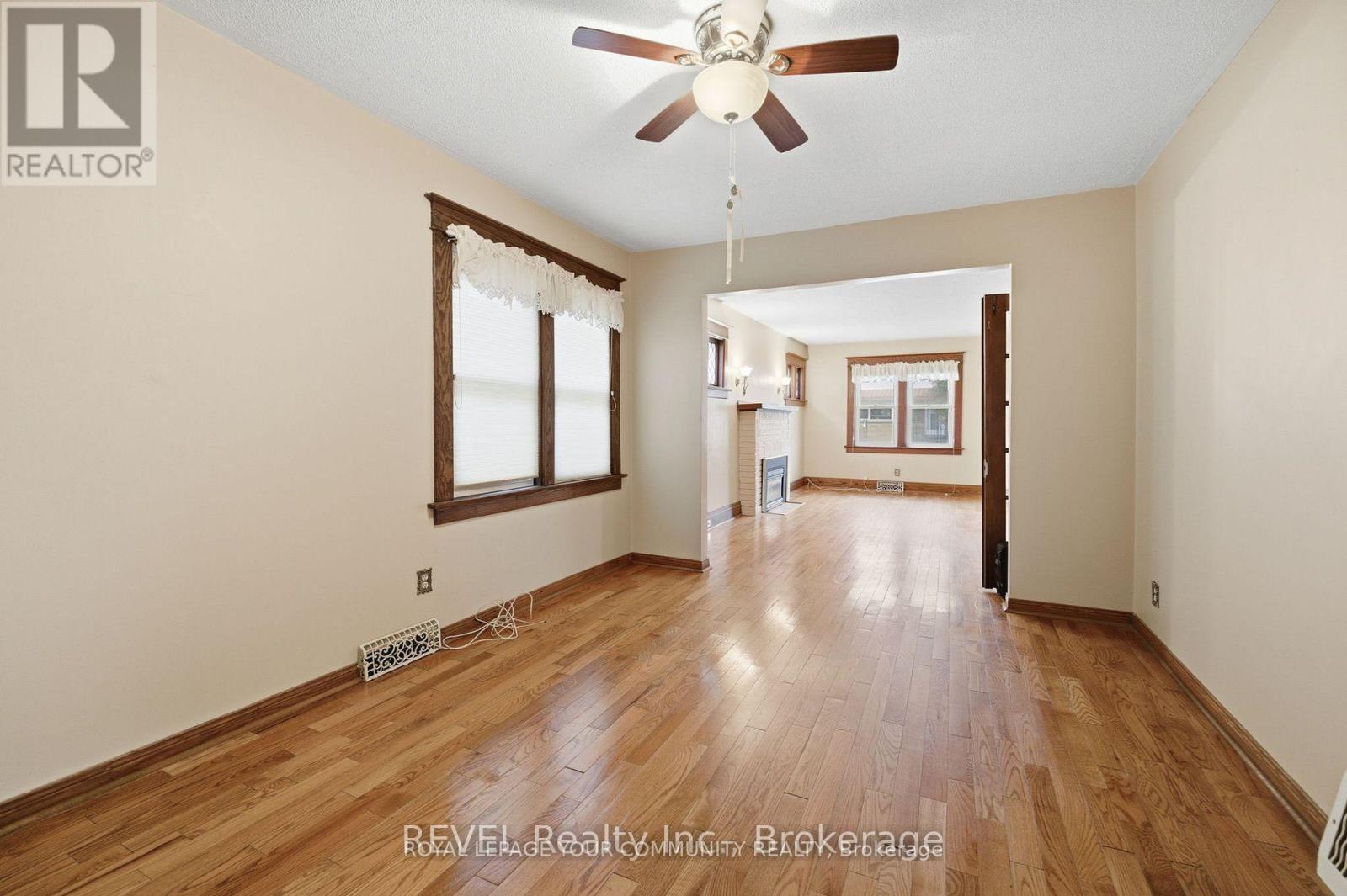 Upper - 4899 Morrison Street, Niagara Falls, Ontario  L2E 2C6 - Photo 13 - X12608206