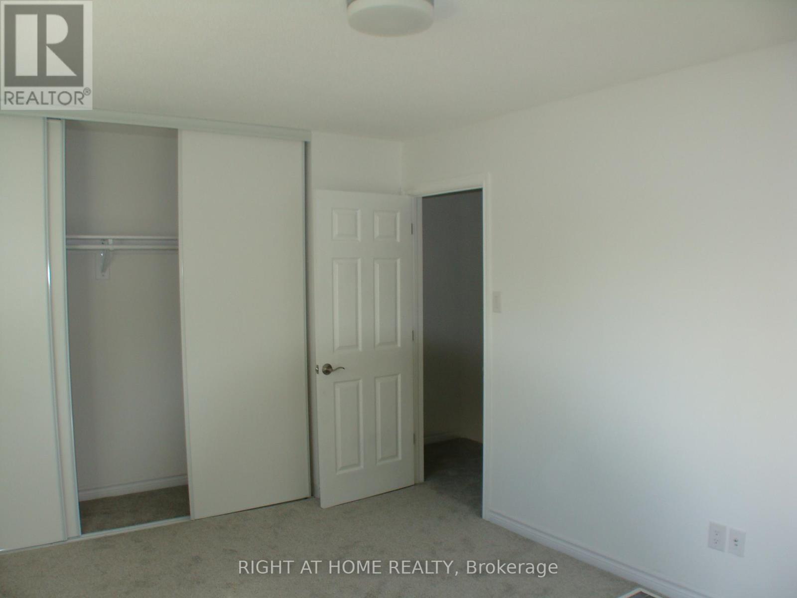 E3 - 63 Ferris Lane, Barrie, Ontario  L4M 5C4 - Photo 19 - S12456865