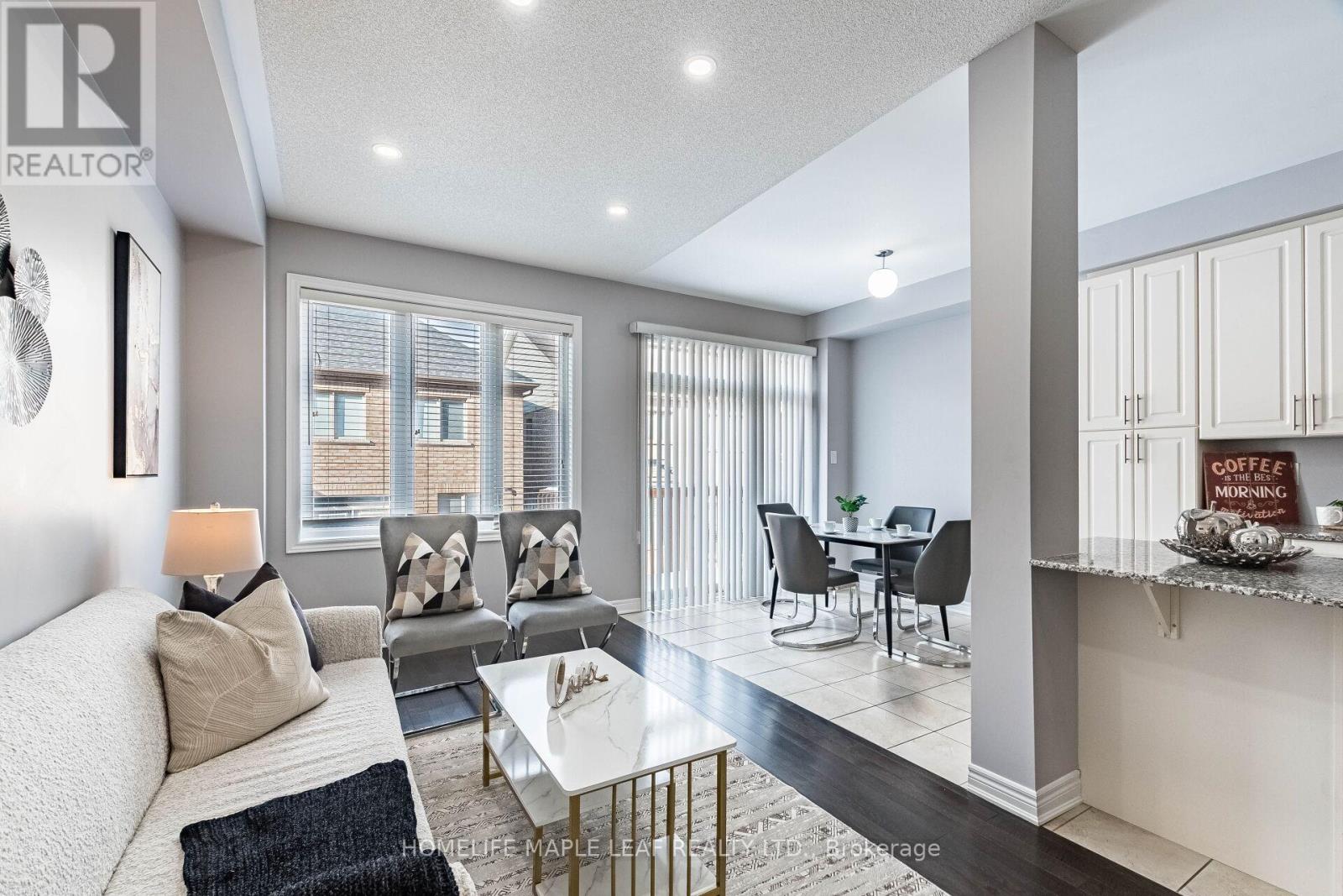 76 Rockman Crescent, Brampton, Ontario L7A 3Z9 - Photo 11 - W12607822