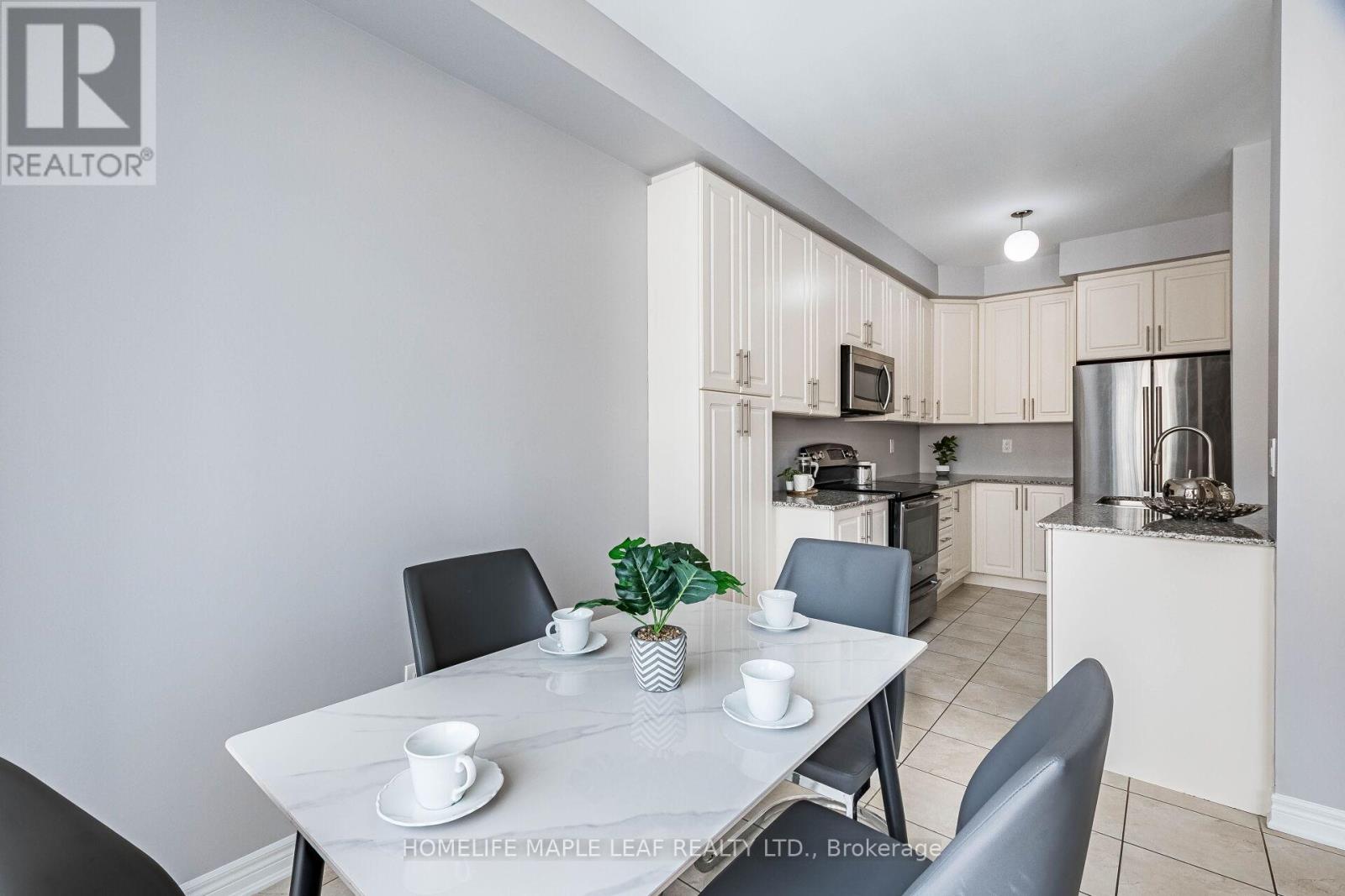 76 Rockman Crescent, Brampton, Ontario L7A 3Z9 - Photo 14 - W12607822