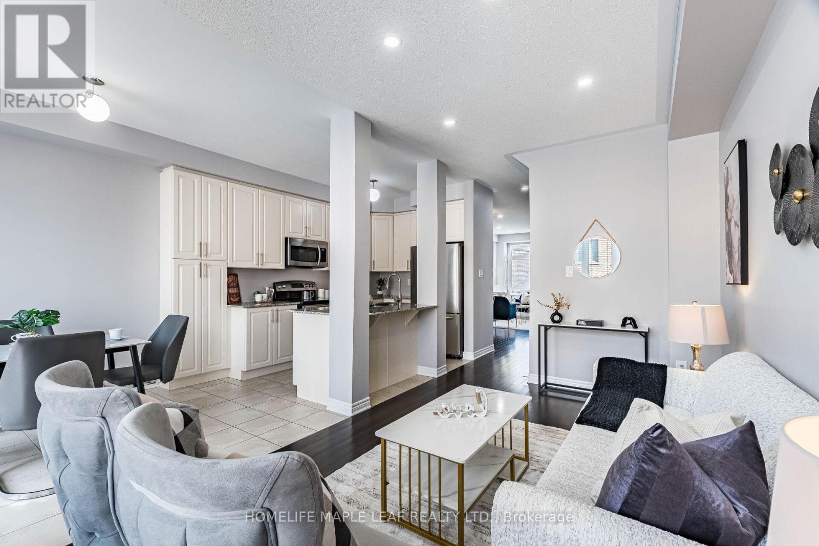 76 Rockman Crescent, Brampton, Ontario L7A 3Z9 - Photo 13 - W12607822