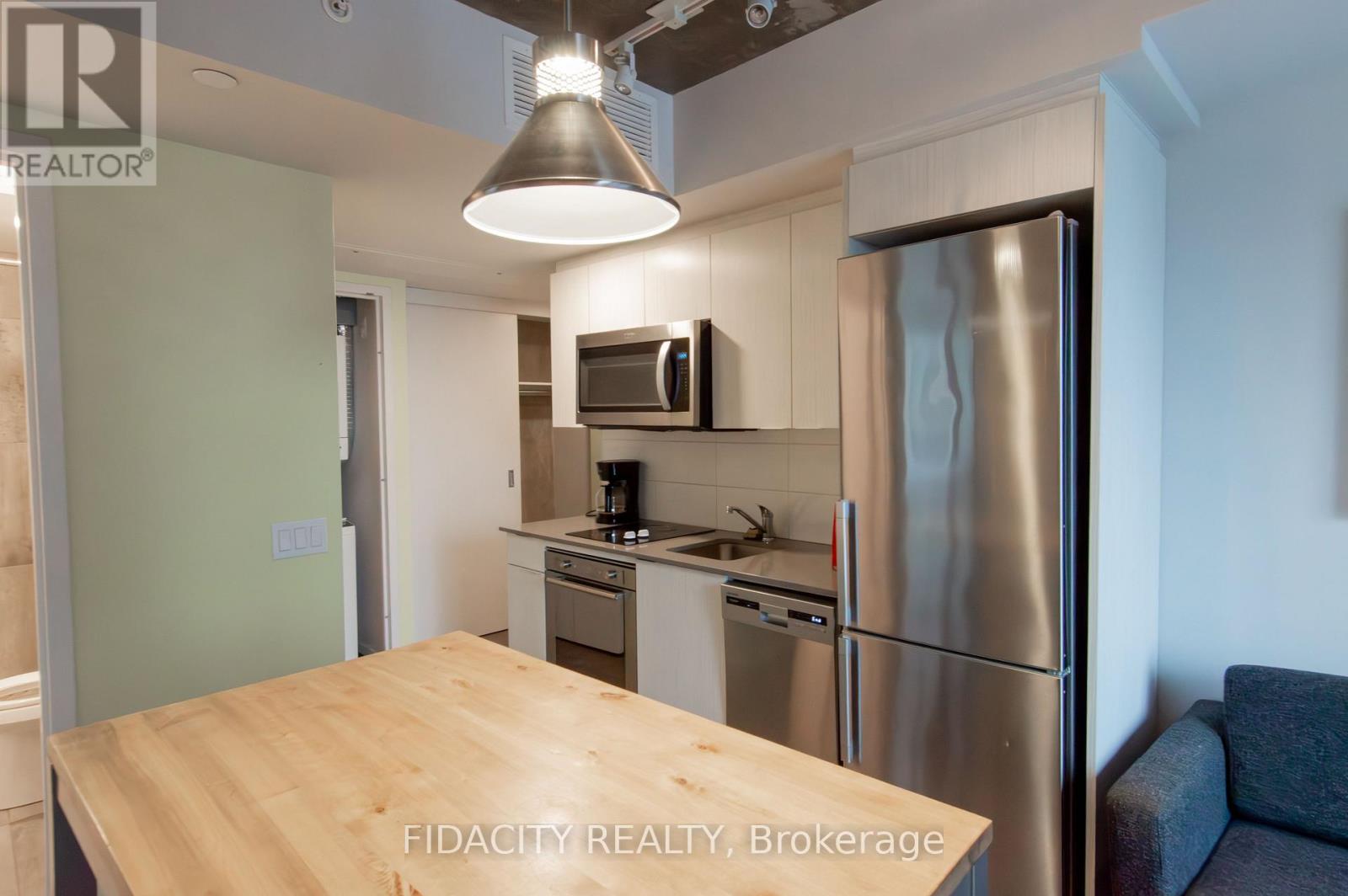 1119 - 105 Champagne Avenue S, Ottawa, Ontario K1S 4P3 - Photo 3 - X12608234