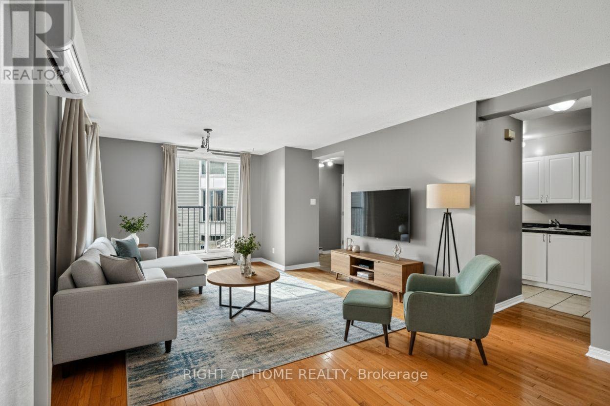 606 Tanguay Court, Ottawa, Ontario K2L 3X3 - Photo 6 - X12608236