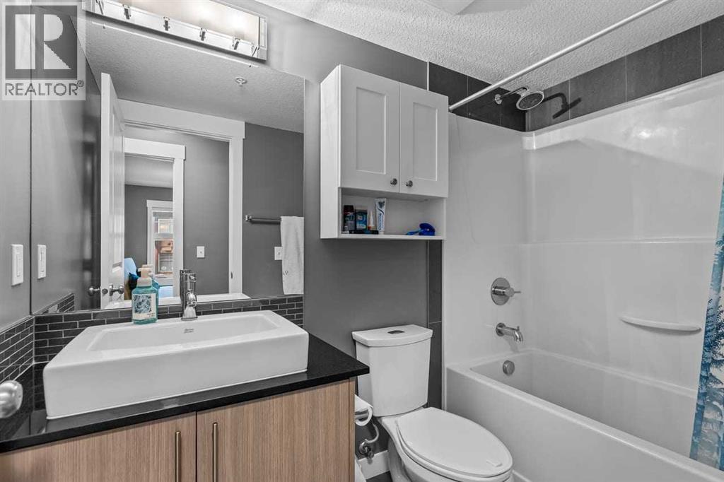 3204, 11 Mahogany Row Se, Calgary, Alberta T3M 2L6 - Photo 12 - A2274255
