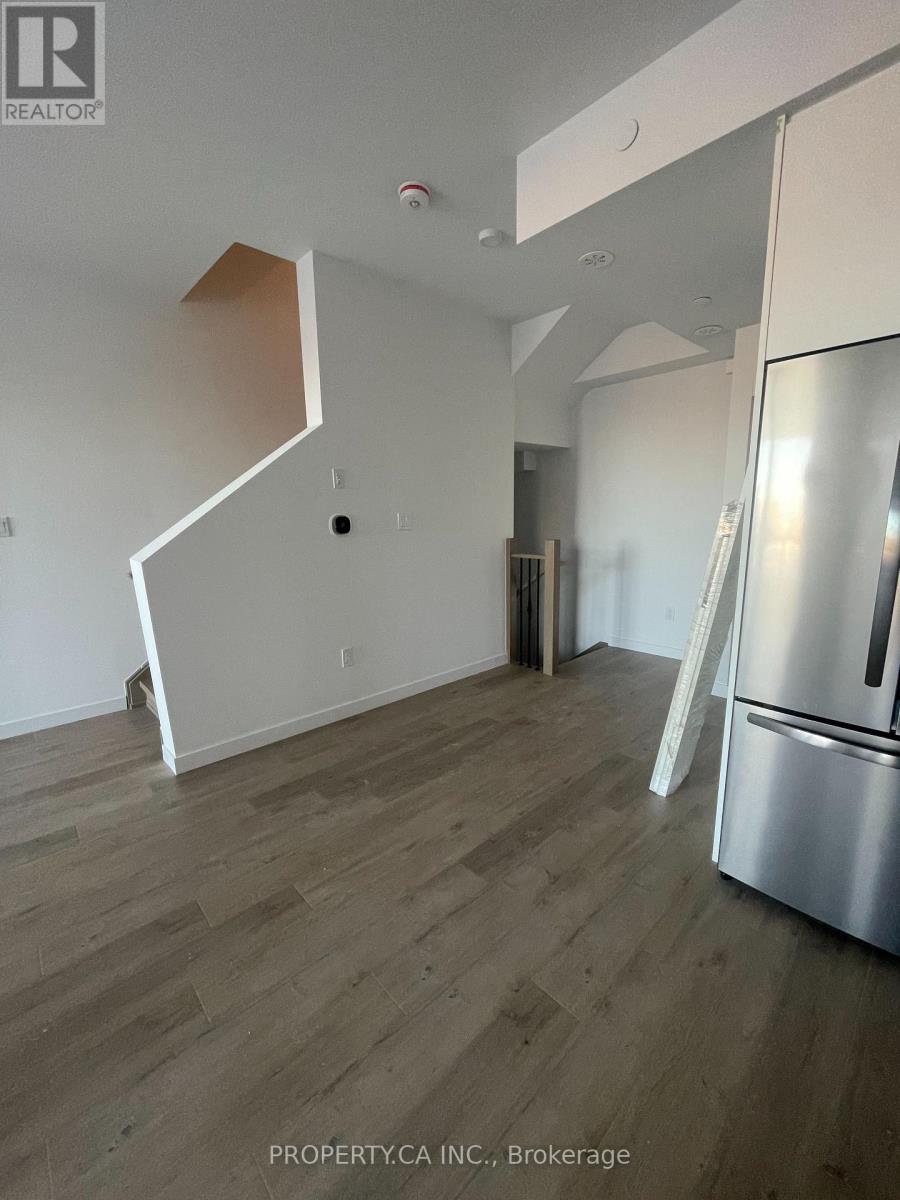 8 - 30 Markdale Lane, Markham, Ontario L3S 0E3 - Photo 9 - N12606222