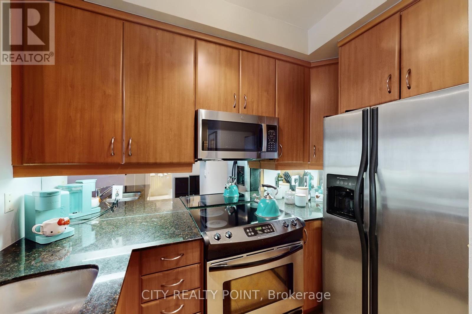 1006 - 2087 Lake Shore Boulevard W, Toronto, Ontario  M8V 4G3 - Photo 6 - W12576324
