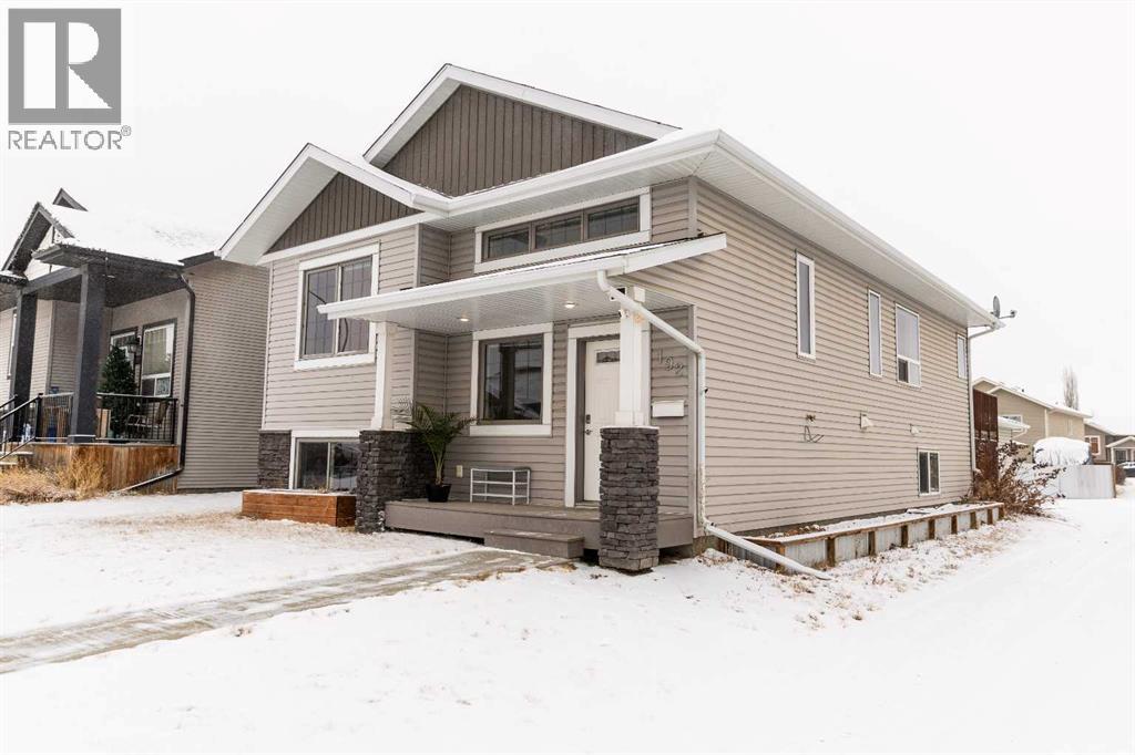192 Cedar Square, Blackfalds, Alberta