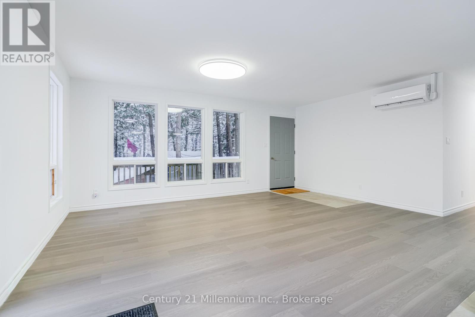 1025 West Road, Northern Bruce Peninsula, Ontario N0H 1W0 - Photo 16 - X12582796