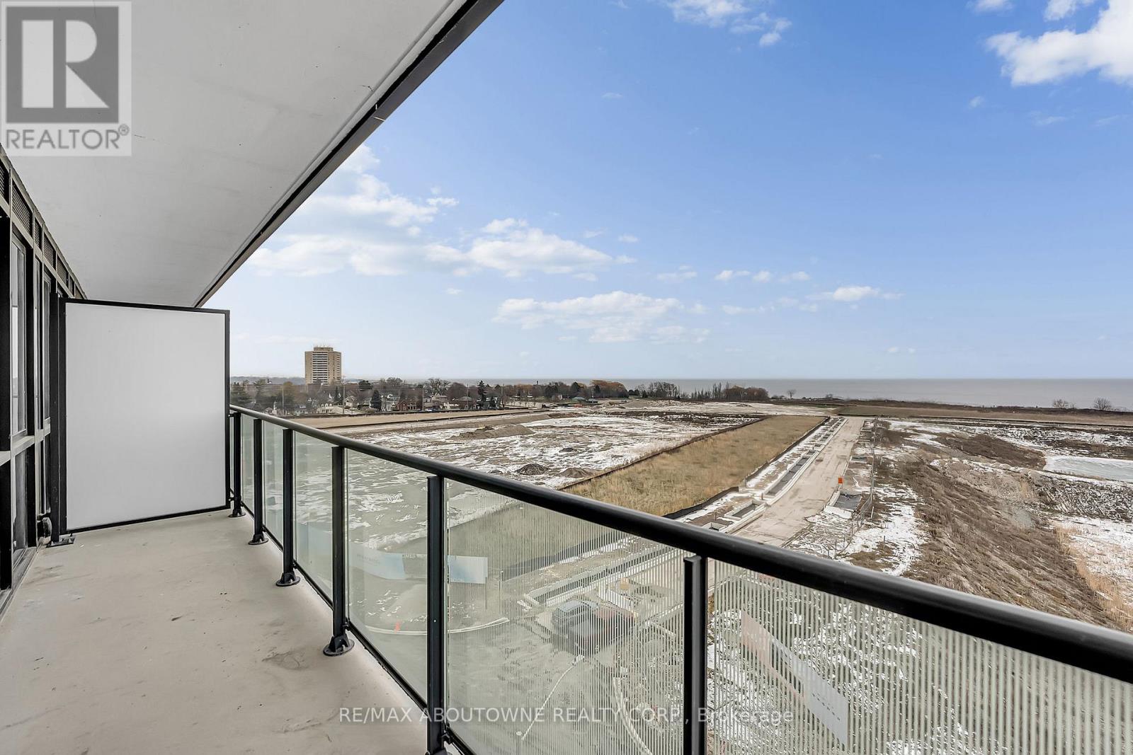 517 - 251 Masonry Way, Mississauga, Ontario  L5H 0B2 - Photo 33 - W12608256