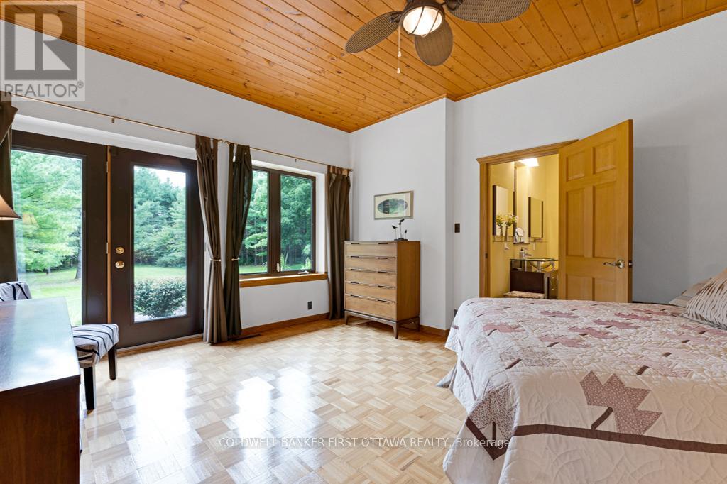 2499 Bathurst Concession 2 Road, Tay Valley, Ontario  K7H 3C9 - Photo 26 - X12408435