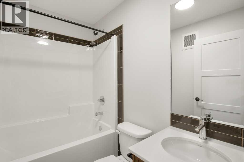 154 Norseman Close, Penhold, Alberta  T0M 1R0 - Photo 11 - A2221980