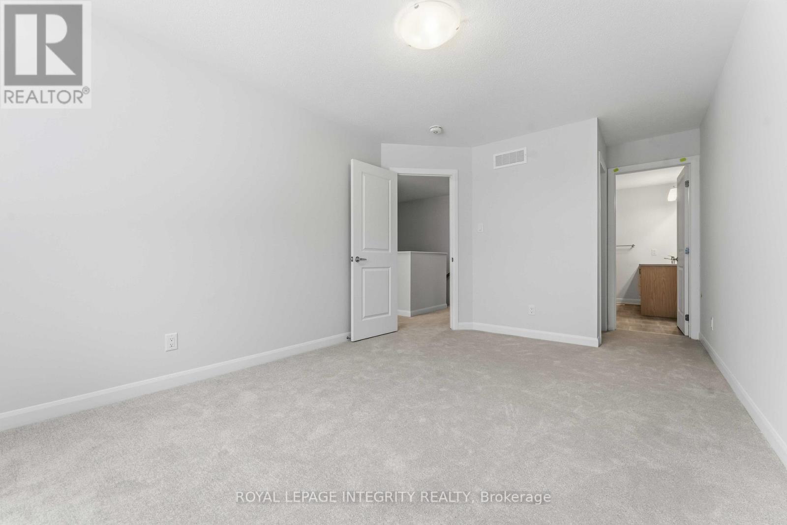 714 Fairline Row, Ottawa, Ontario K2V 0V6 - Photo 22 - X12608274