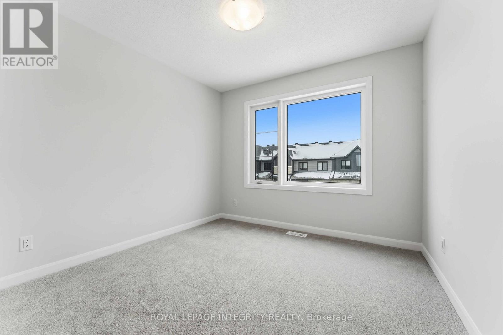 714 Fairline Row, Ottawa, Ontario K2V 0V6 - Photo 31 - X12608274