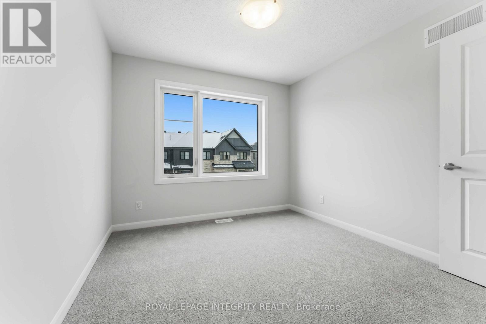 714 Fairline Row, Ottawa, Ontario K2V 0V6 - Photo 33 - X12608274