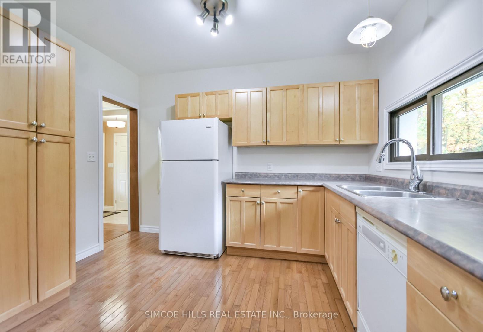 2693 Wainman Line, Severn, Ontario  L0K 1E0 - Photo 10 - S12451039