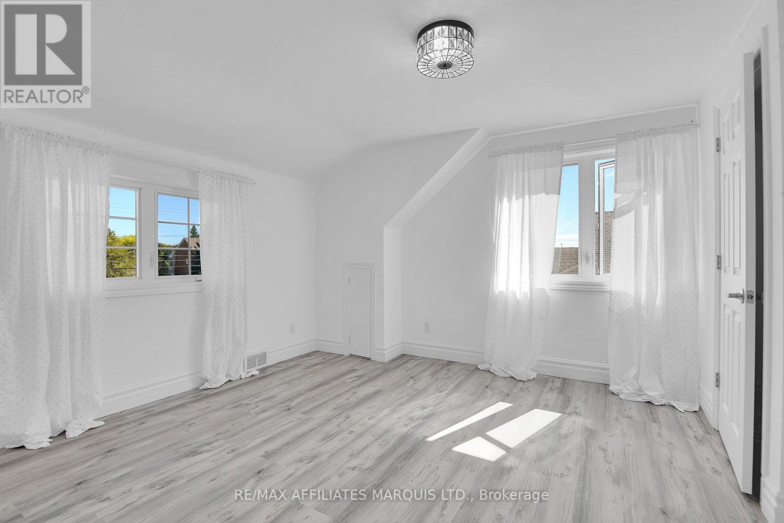 2030 Pitt Street, Cornwall, Ontario K6J 5G1 - Photo 16 - X12417418