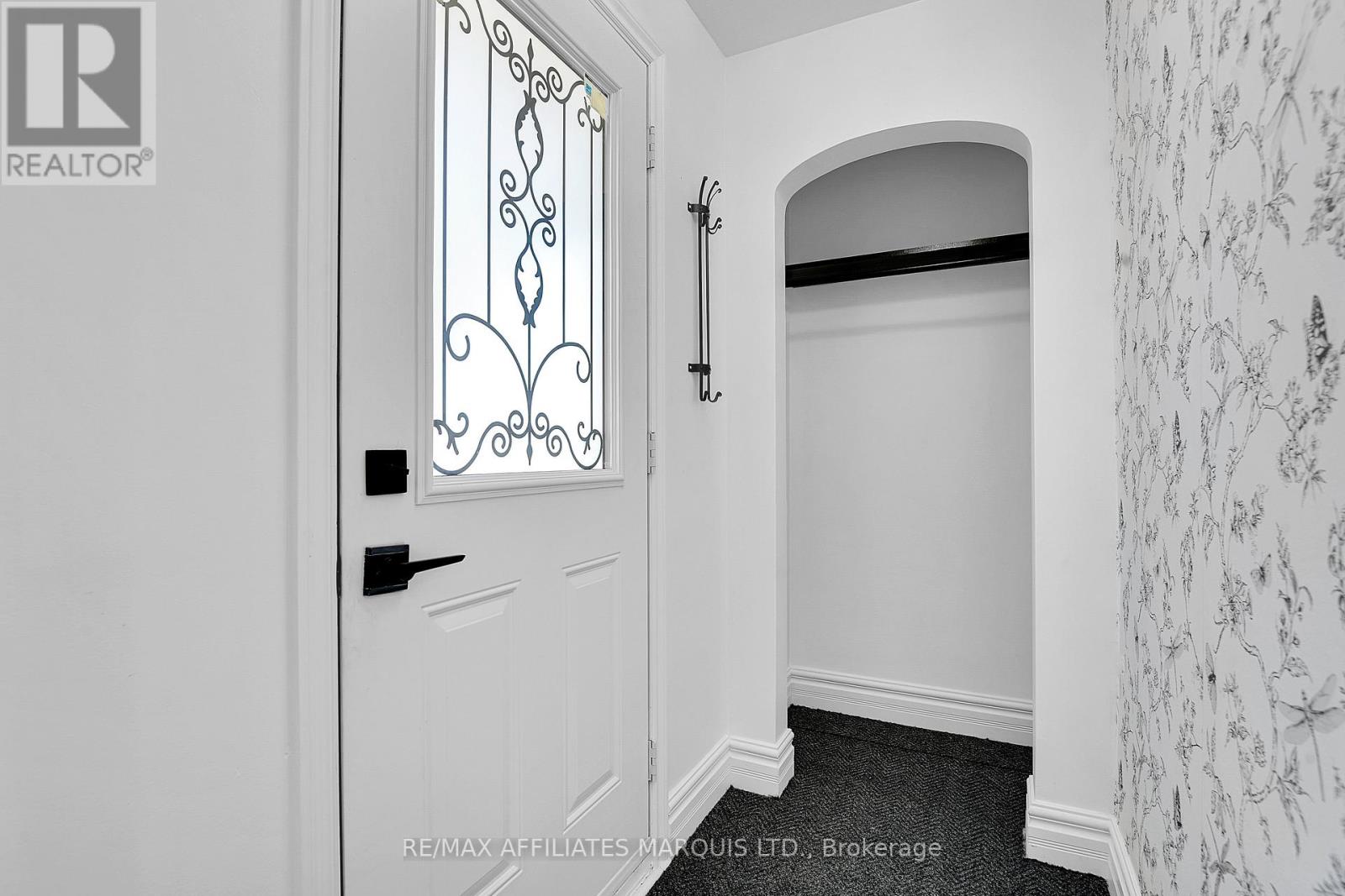 2030 Pitt Street, Cornwall, Ontario K6J 5G1 - Photo 5 - X12417418