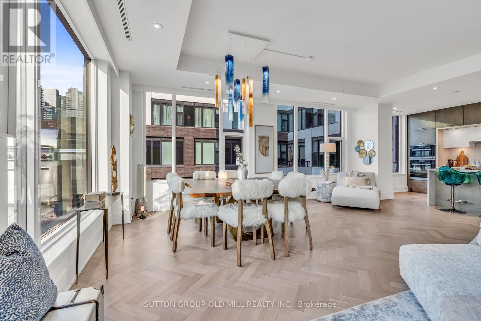 711 - 455 Wellington Street W, Toronto, Ontario M5V 0V8 - Photo 13 - C12608284