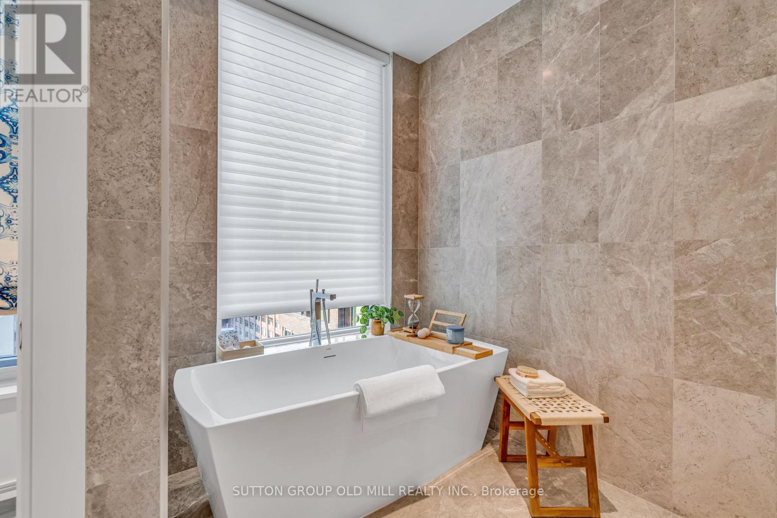 711 - 455 Wellington Street W, Toronto, Ontario M5V 0V8 - Photo 27 - C12608284