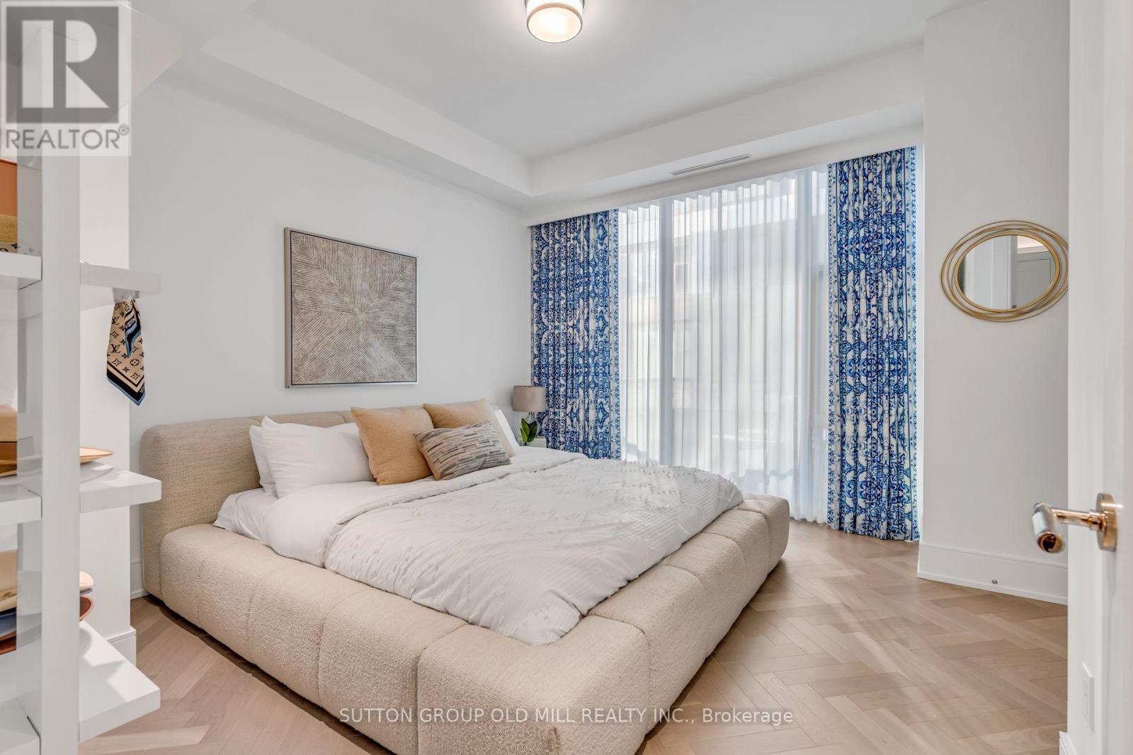 711 - 455 Wellington Street W, Toronto, Ontario M5V 0V8 - Photo 28 - C12608284