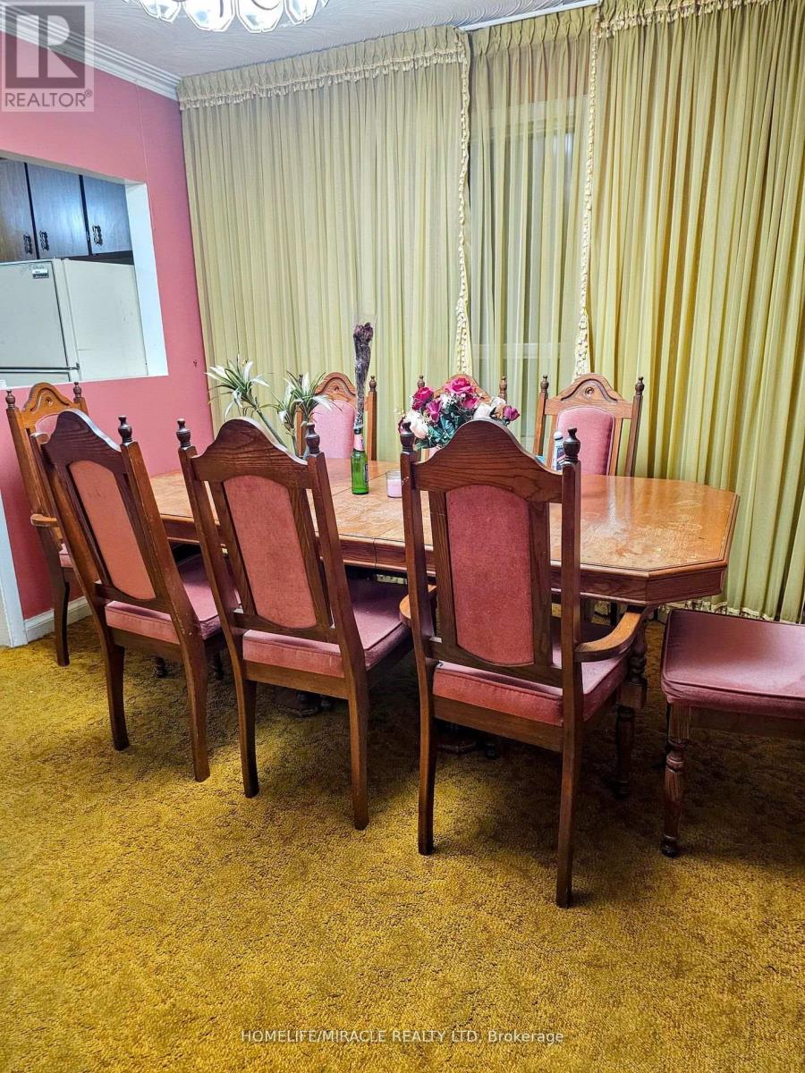 Main Room - 3 - 898 Kennedy Road, Toronto, Ontario  M1K 2E8 - Photo 4 - E12608296