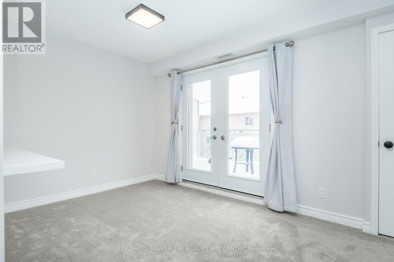 302 - 125 Bond Street, Orillia, Ontario  L3V 1J7 - Photo 13 - S12608272