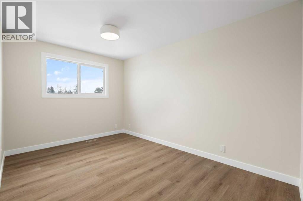 248 Madeira Place Ne, Calgary, Alberta  T2A 5T1 - Photo 13 - A2272717