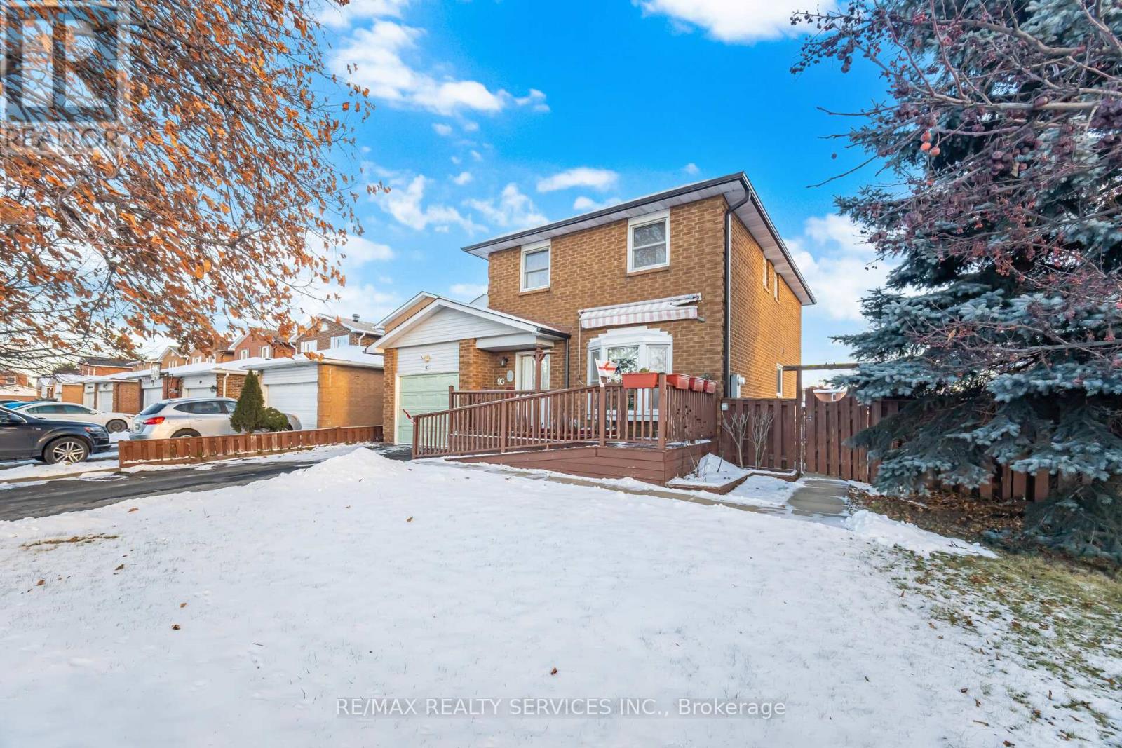 93 WILDERCROFT AVENUE, Brampton, Ontario