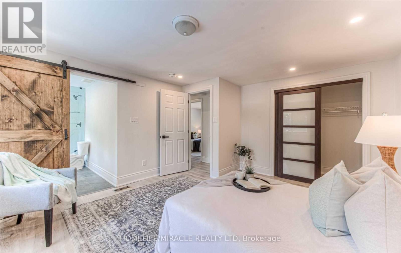 Upper - 209 Greenbrook Drive, Kitchener, Ontario N2M 4J9 - Photo 14 - X12608278