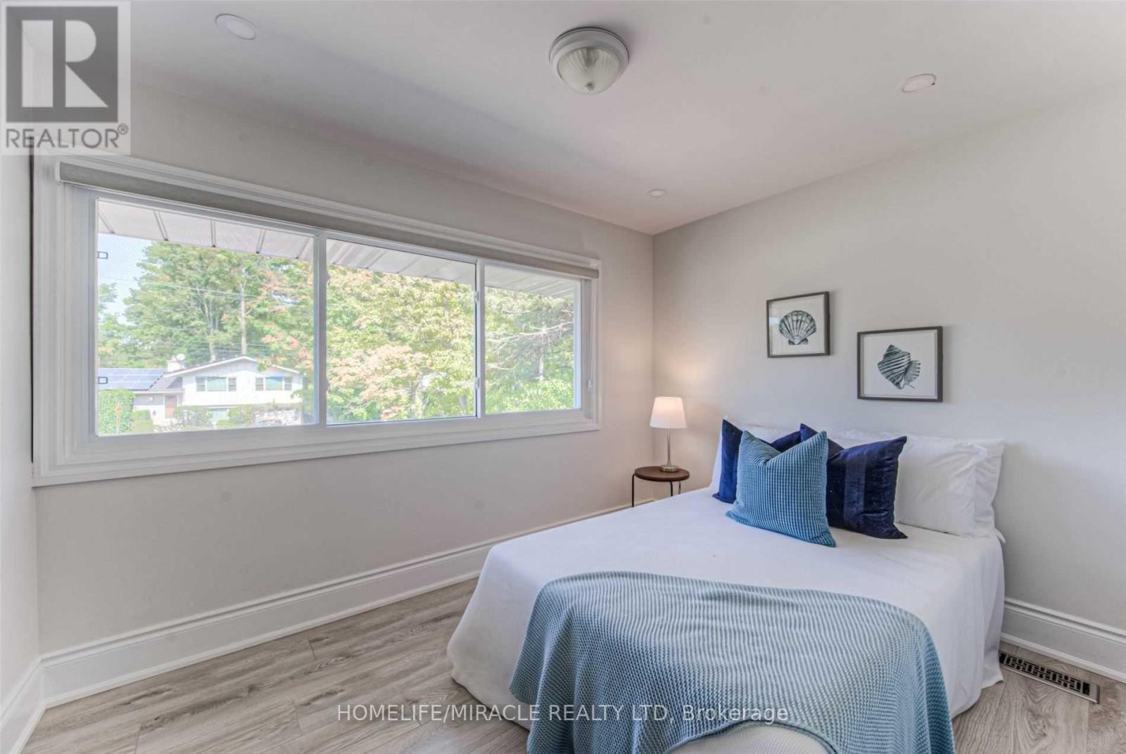 Upper - 209 Greenbrook Drive, Kitchener, Ontario N2M 4J9 - Photo 15 - X12608278