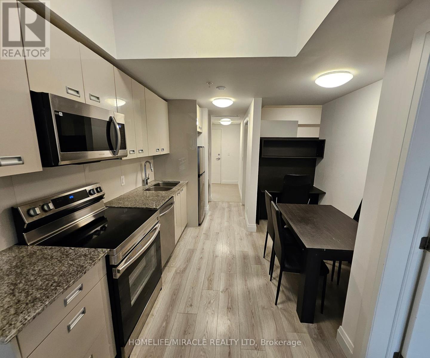 420 - 652 Princess Street, Kingston, Ontario K7L 3Z9 - Photo 4 - X12608290