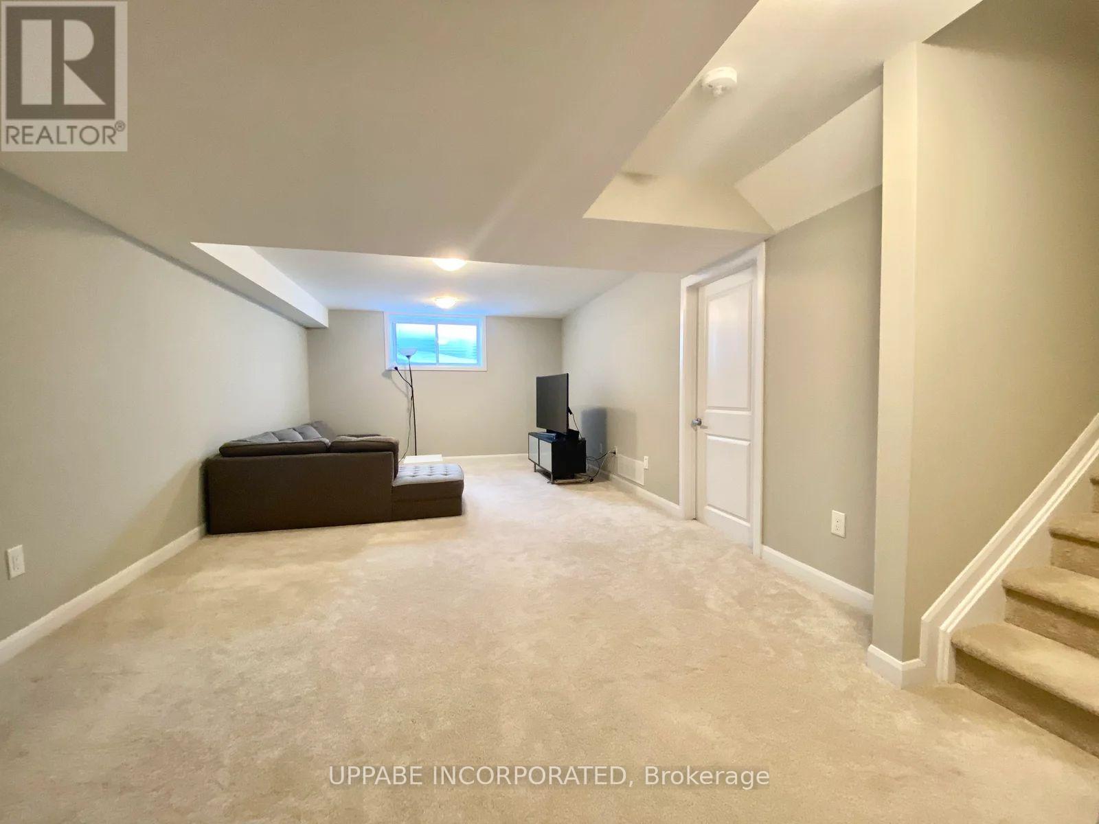 71 Damselfish Walk, Ottawa, Ontario  K4A 2N3 - Photo 11 - X12608306