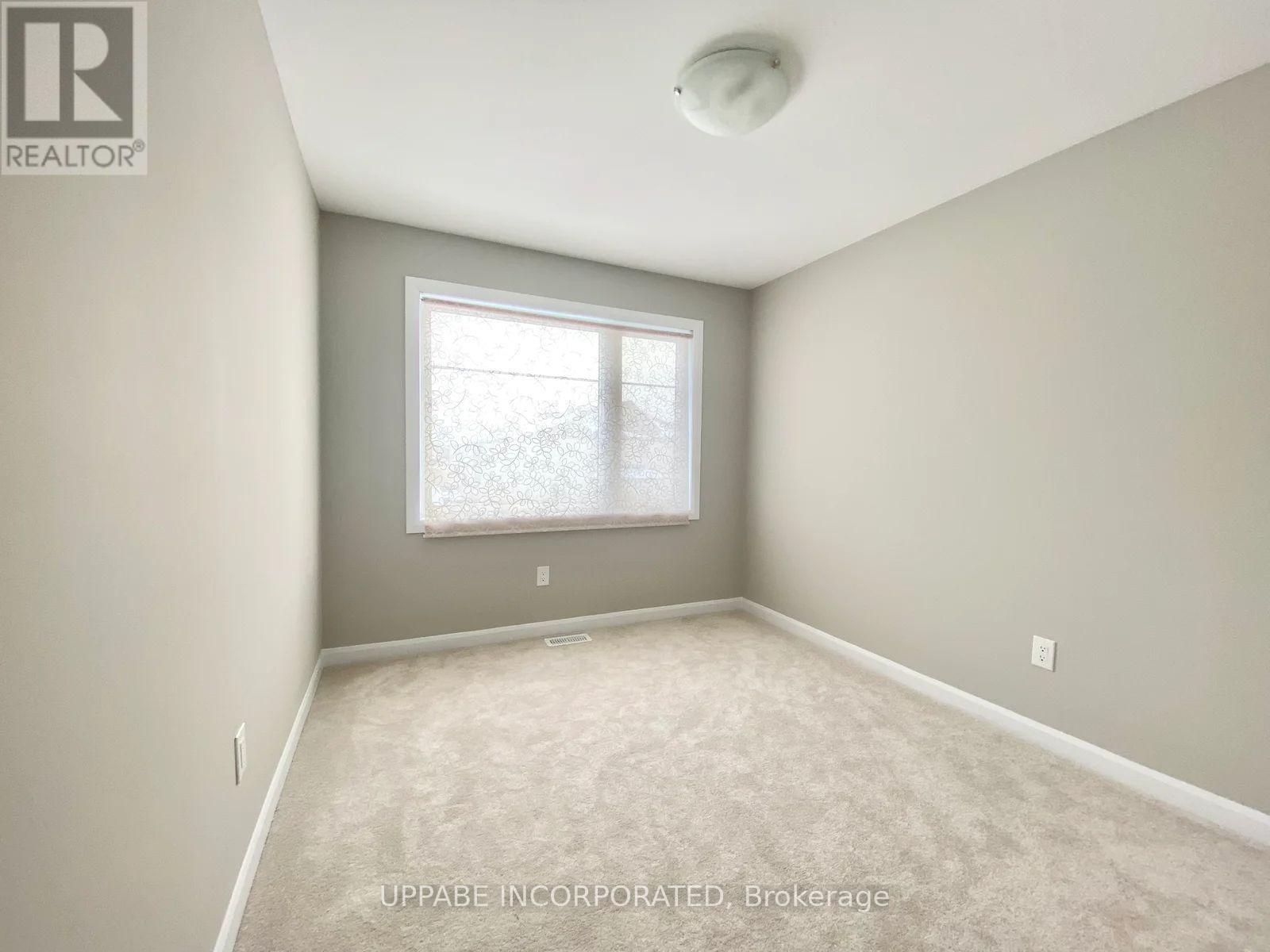 71 Damselfish Walk, Ottawa, Ontario  K4A 2N3 - Photo 8 - X12608306