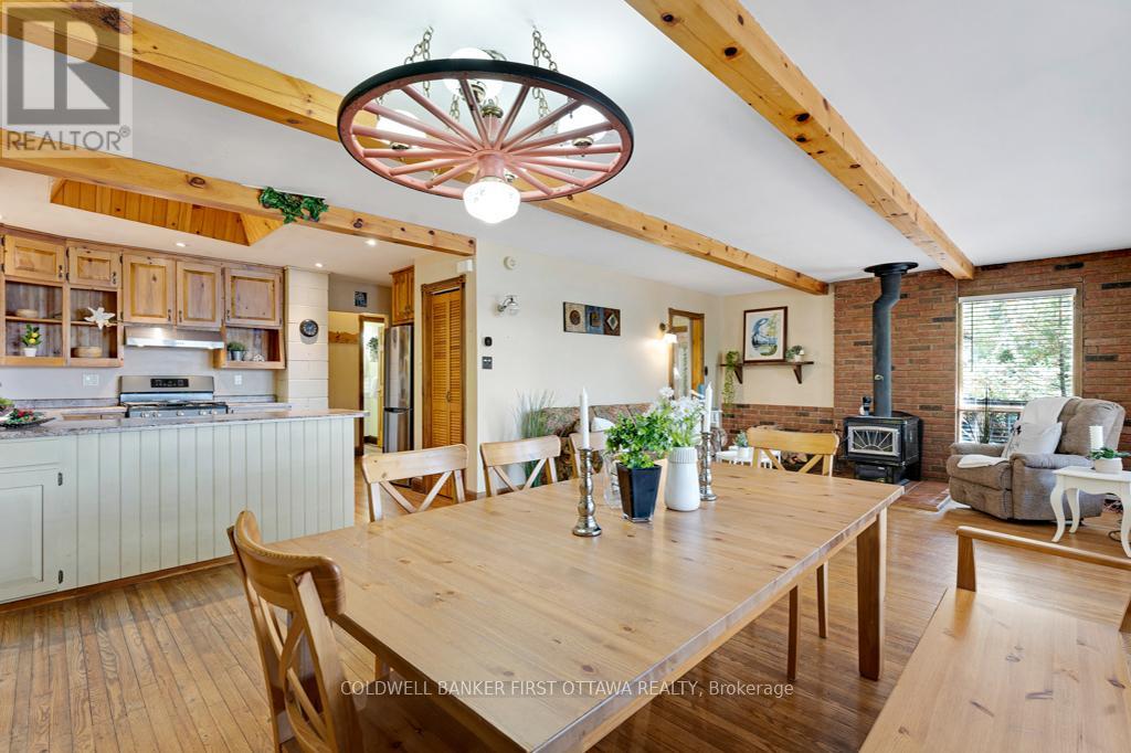 2234a Grindstone Lake Road, Frontenac (Frontenac North), Ontario  K0H 2M0 - Photo 15 - X12464875