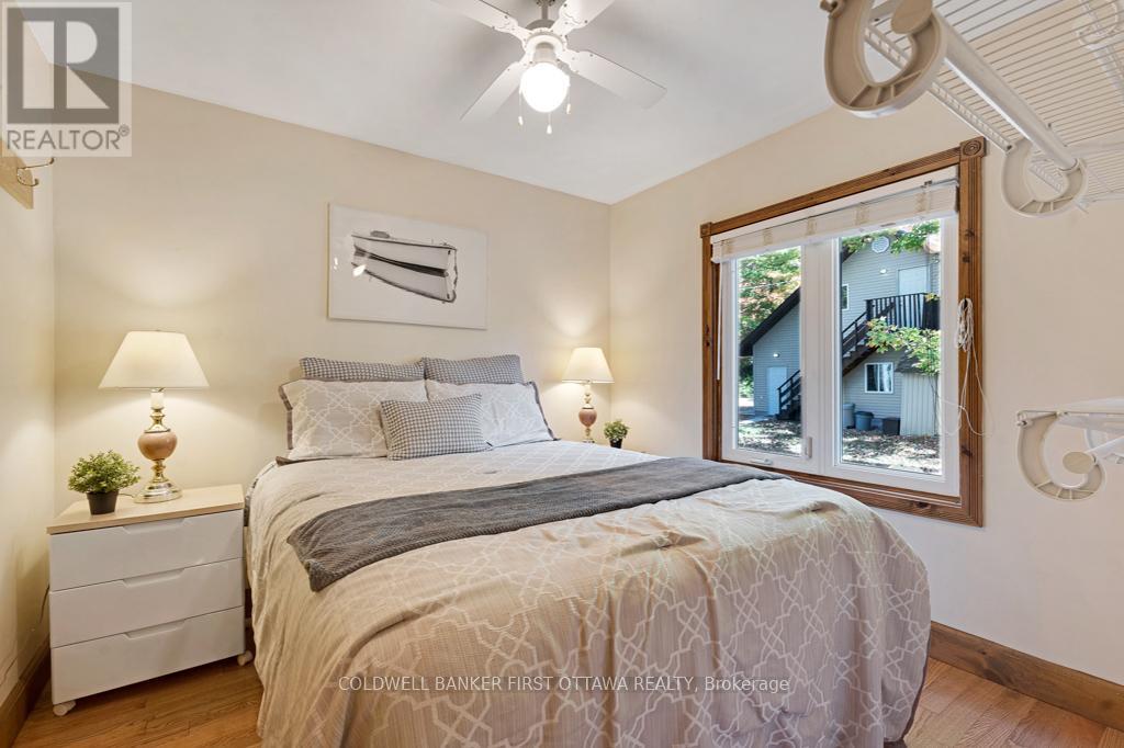 2234a Grindstone Lake Road, Frontenac (Frontenac North), Ontario  K0H 2M0 - Photo 22 - X12464875