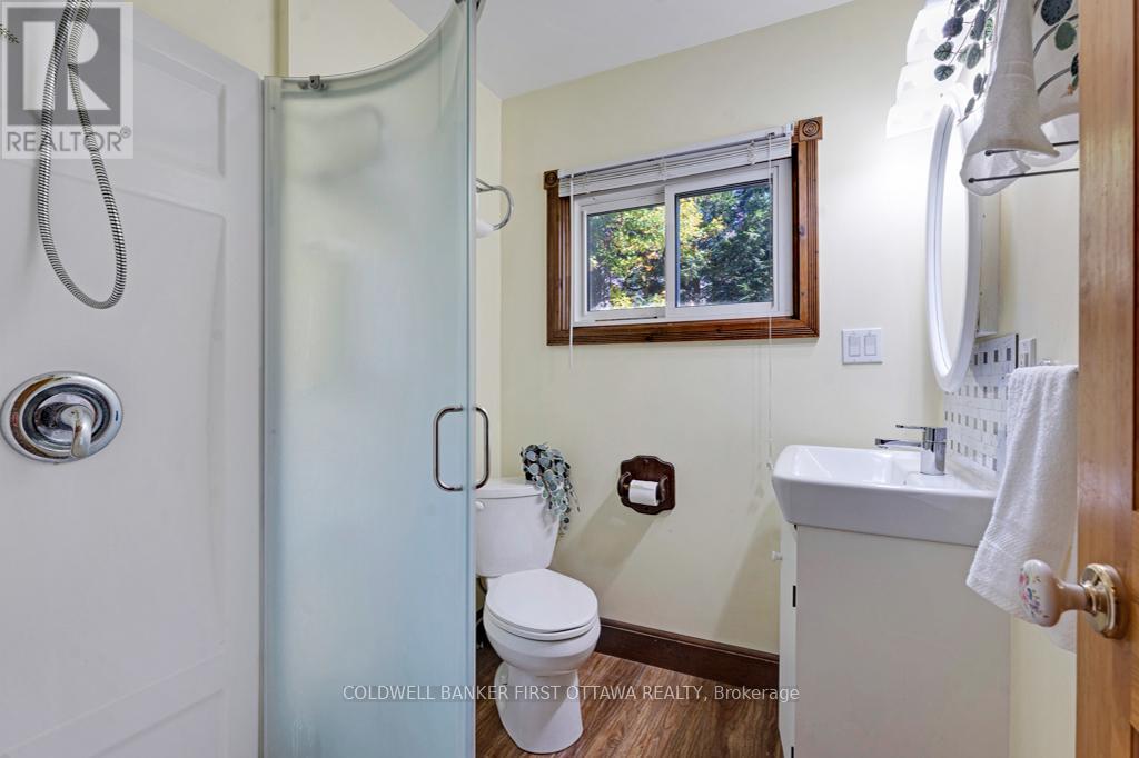 2234a Grindstone Lake Road, Frontenac (Frontenac North), Ontario  K0H 2M0 - Photo 24 - X12464875