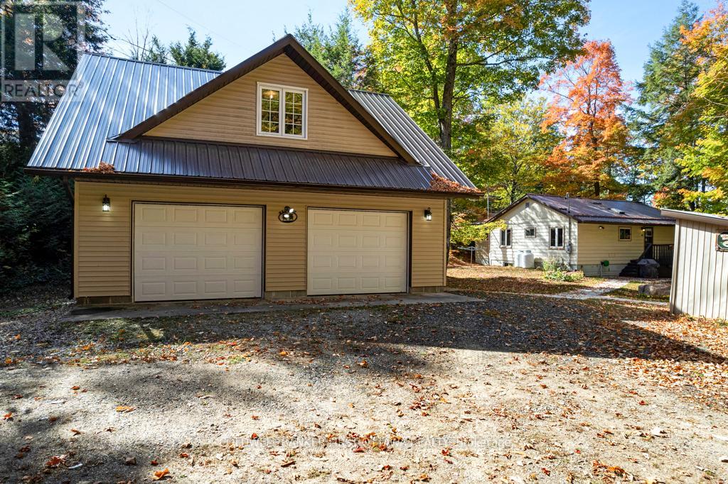 2234a Grindstone Lake Road, Frontenac (Frontenac North), Ontario  K0H 2M0 - Photo 30 - X12464875