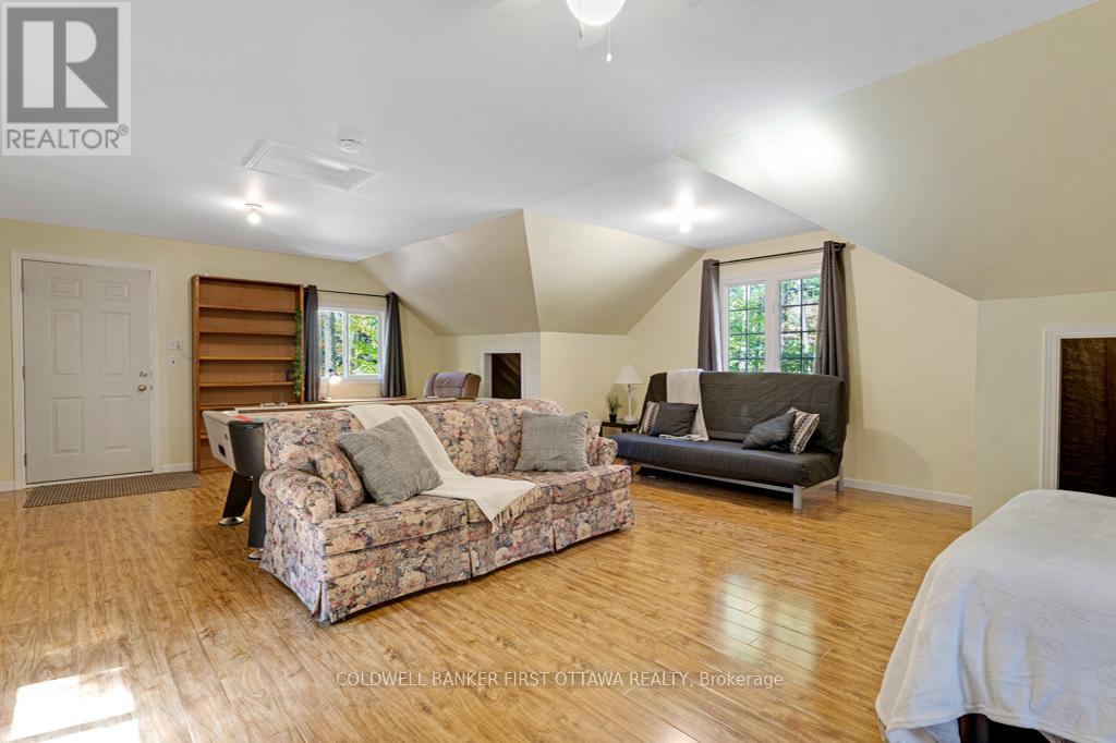 2234a Grindstone Lake Road, Frontenac (Frontenac North), Ontario  K0H 2M0 - Photo 35 - X12464875