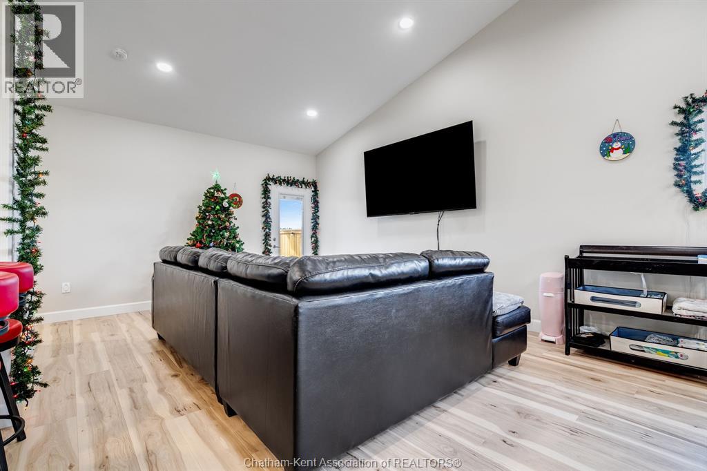 304 Horizon Lane, Chatham, Ontario N7L 0G6 - Photo 8 - 25030781