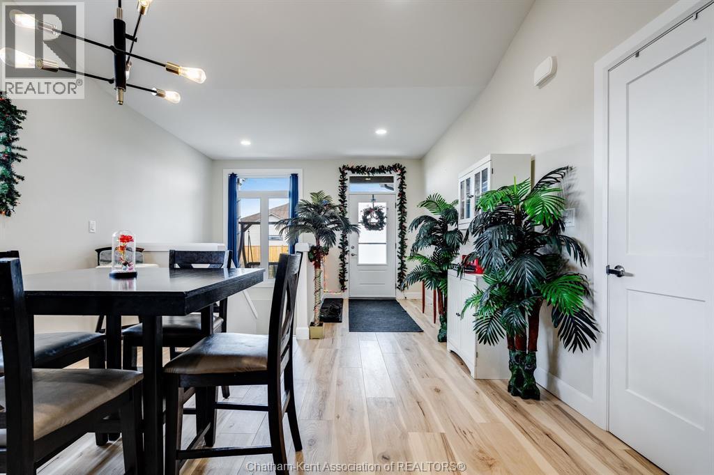 304 Horizon Lane, Chatham, Ontario N7L 0G6 - Photo 4 - 25030781