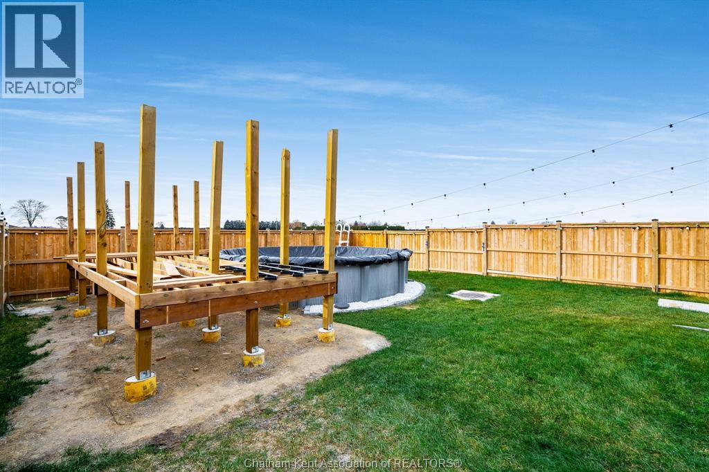 304 Horizon Lane, Chatham, Ontario N7L 0G6 - Photo 38 - 25030781