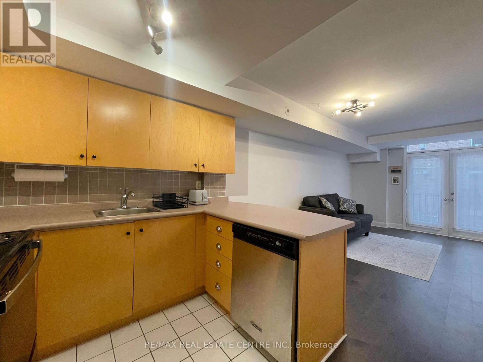 221 - 415 Jarvis Street, Toronto, Ontario  M4Y 3C1 - Photo 9 - C12608318