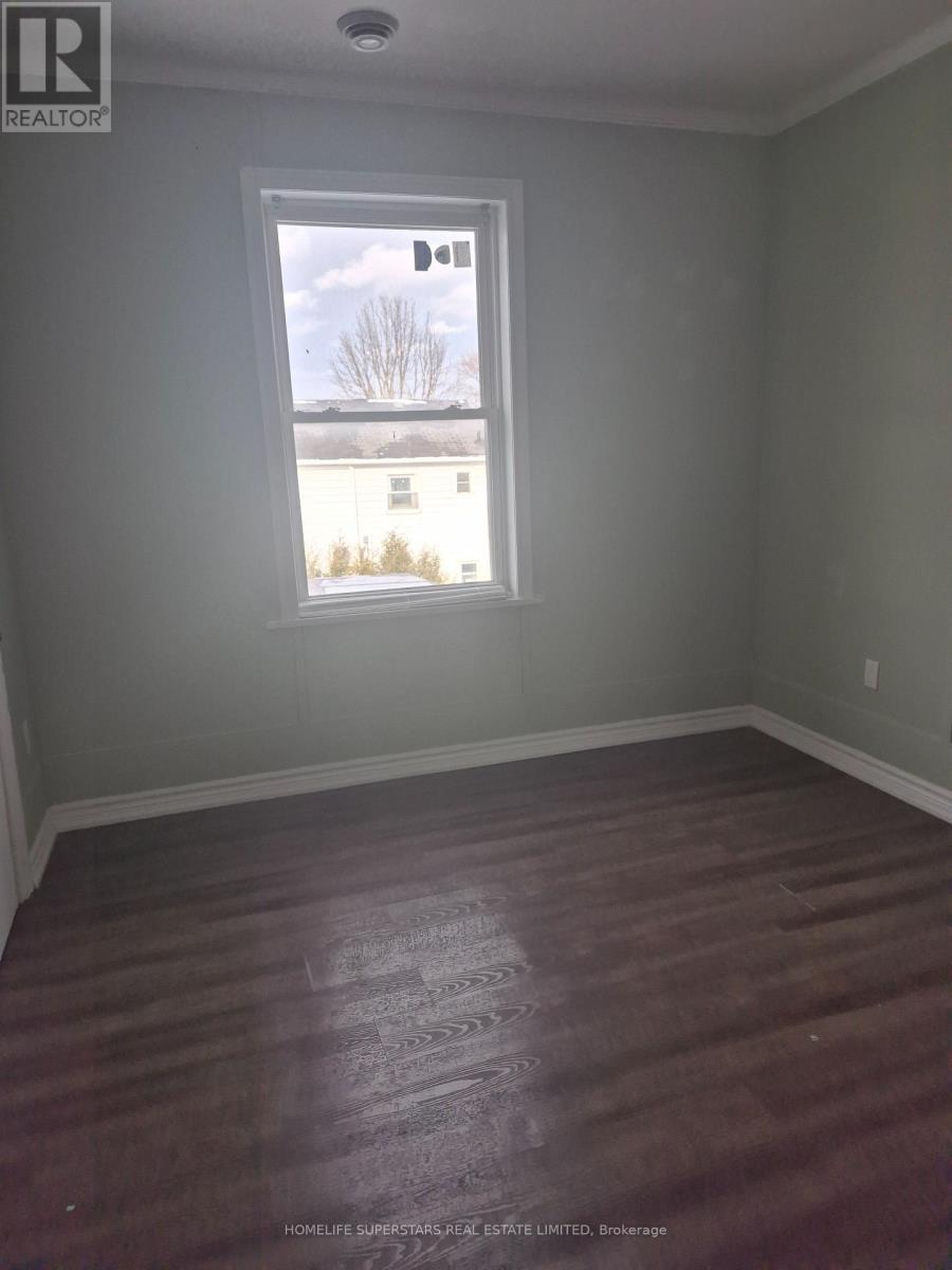 37 Main Street S, Newmarket, Ontario  L3Y 3Y3 - Photo 10 - N12608312