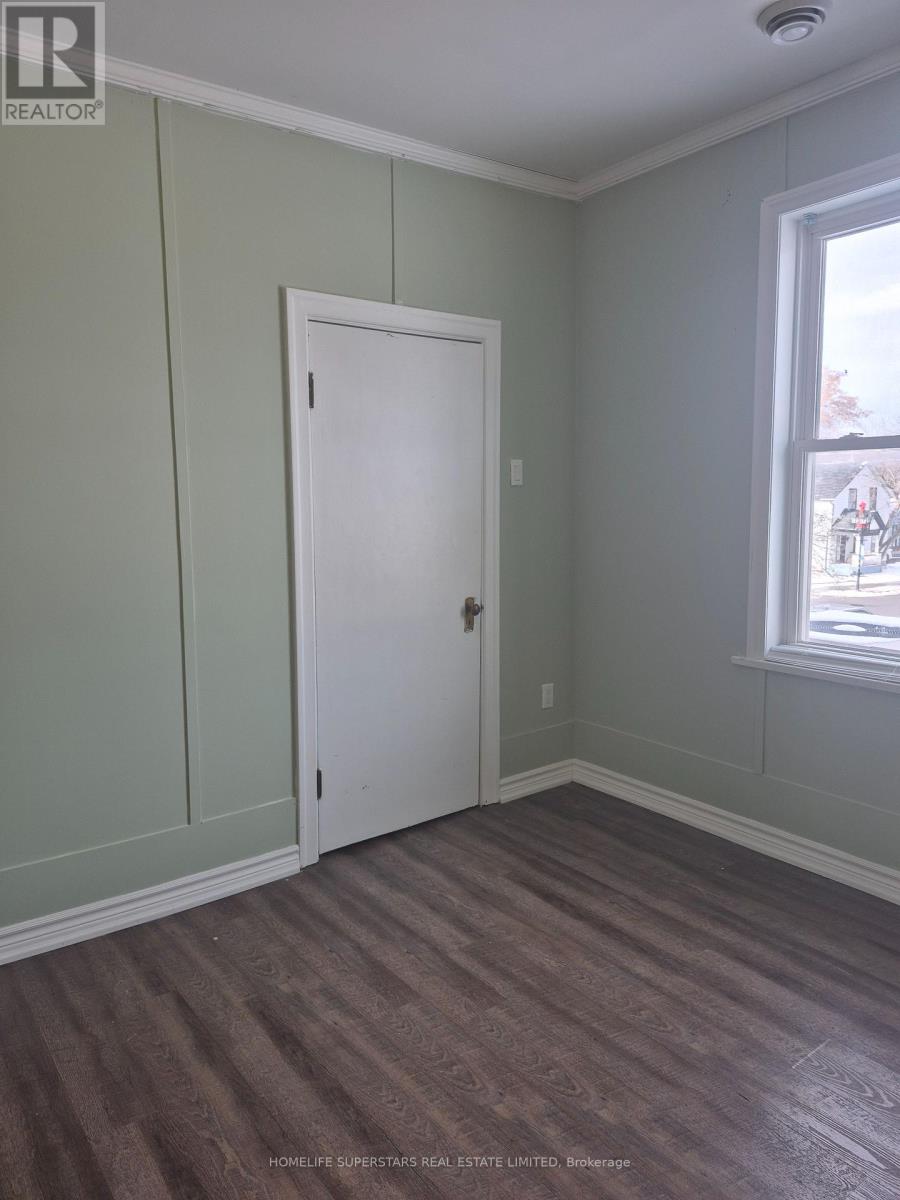 37 Main Street S, Newmarket, Ontario  L3Y 3Y3 - Photo 11 - N12608312