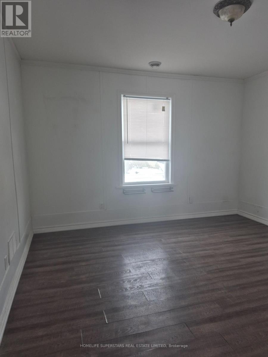 37 Main Street S, Newmarket, Ontario  L3Y 3Y3 - Photo 7 - N12608312